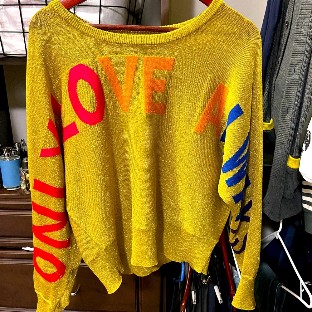 Cute multicolored crop top